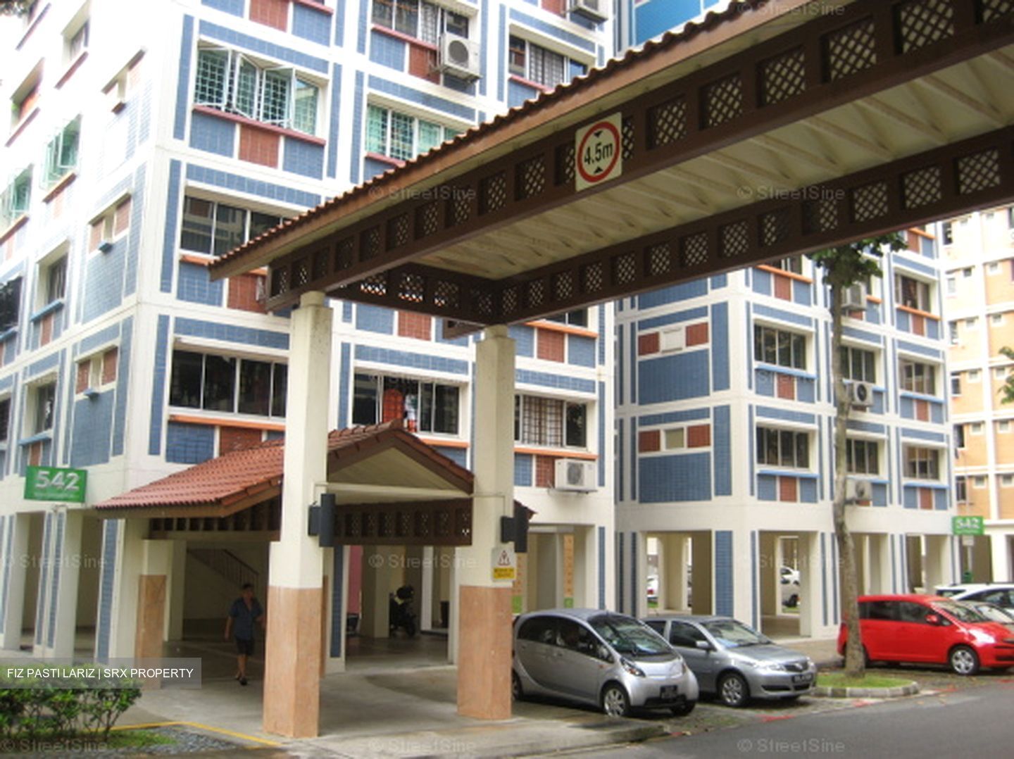 Blk 542 Serangoon North Avenue 4 (Serangoon), HDB Executive #589201871